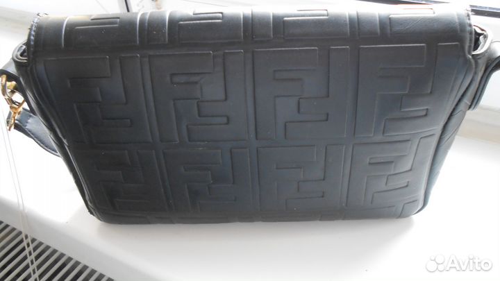 Женская сумка fendi