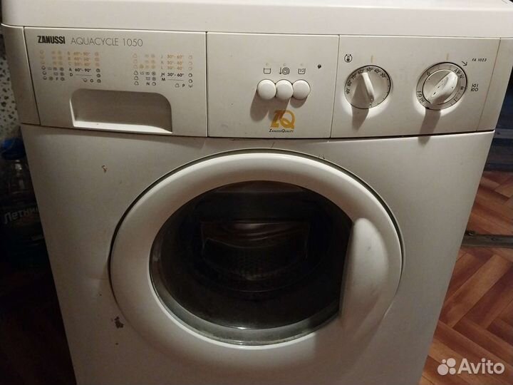 Стиральная машина на запчасти zanussi