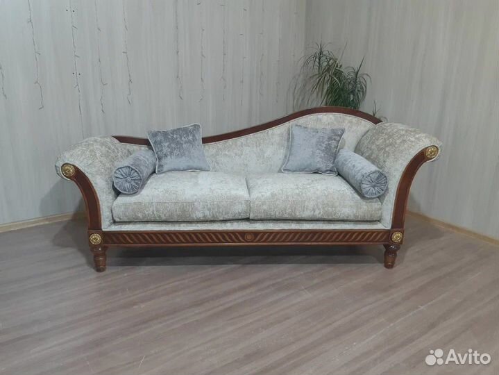 Перетяжка мягкой мебели, ремонт