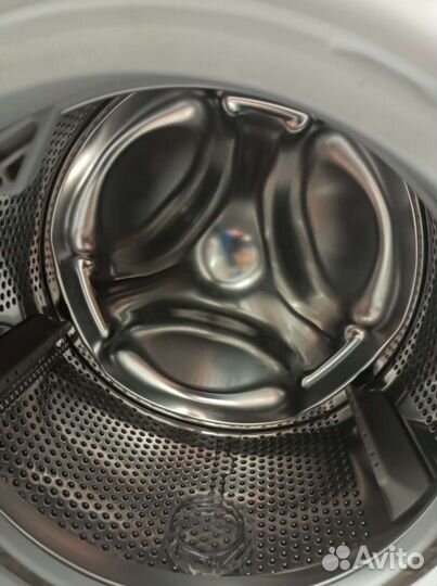 Стиральная машина AEG