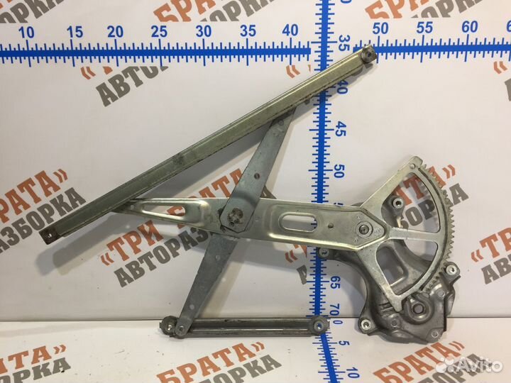 Стеклоподъёмник передний (электрический) Лев