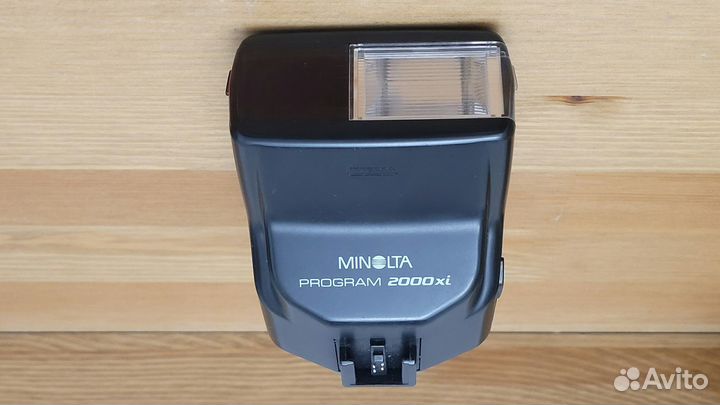 Вспышка minolta program 2000xi