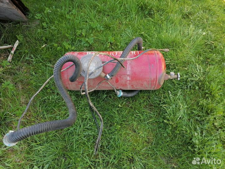 Газовый баллон для автомобиля