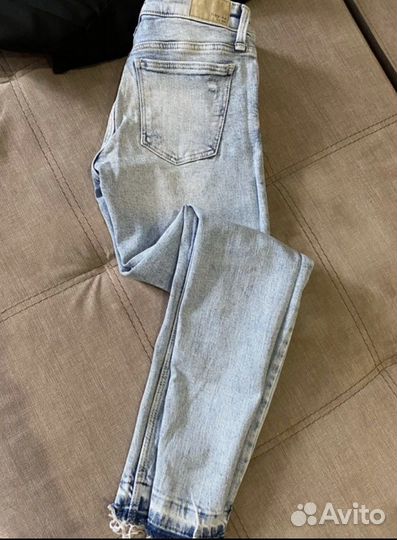 Джинсы bershka 34