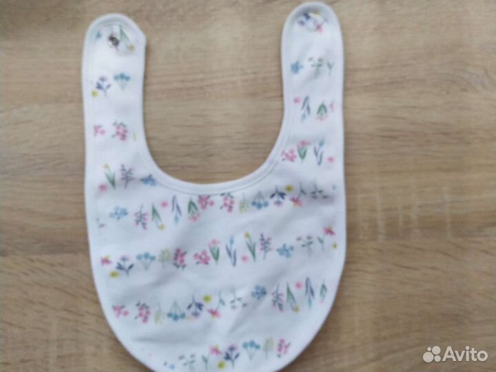 Слюнявчик George