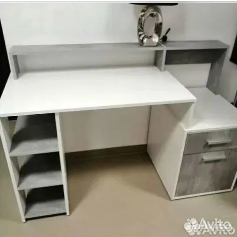 Стол письменный лайт