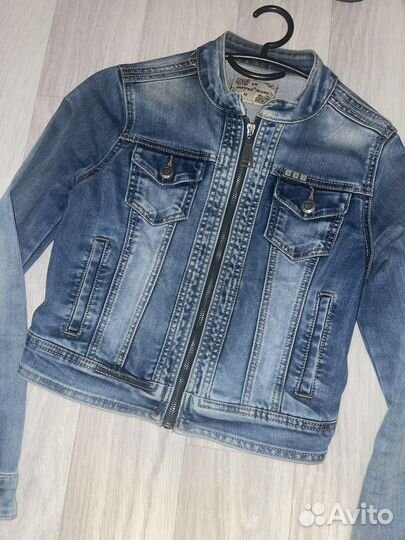 Джинсовая куртка