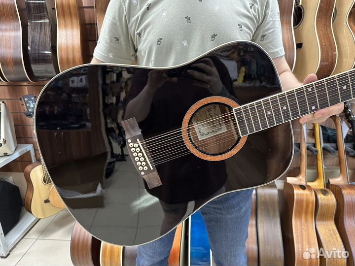 Гитара двенадцатиструнная черная б/у