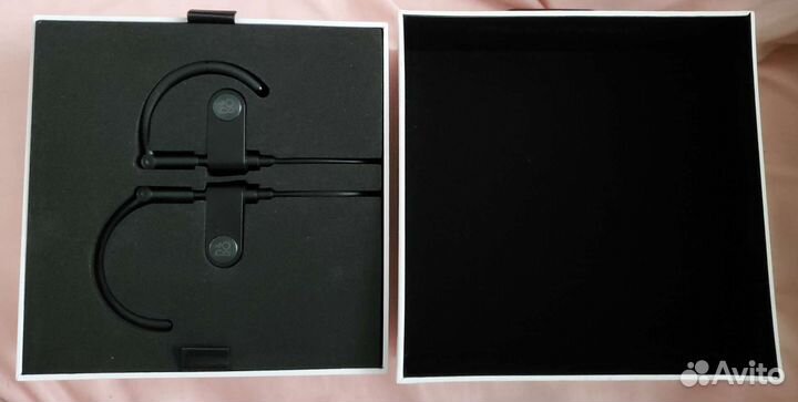 Беспроводные наушники Bang & Olufsen Earset