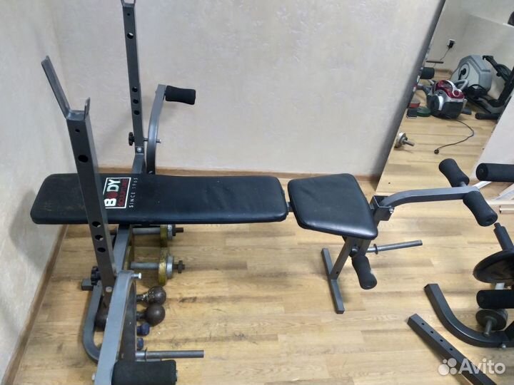 Небольшой тренажерный комплекс