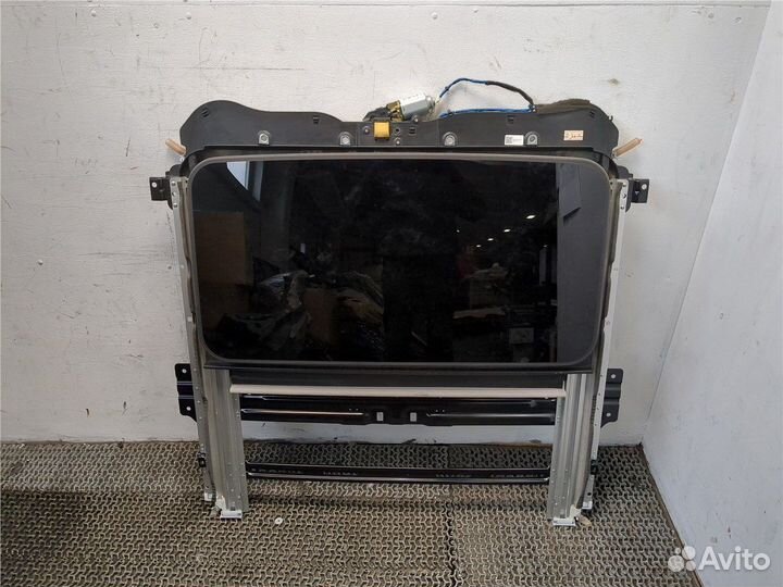 Люк Hyundai Equus, 2016