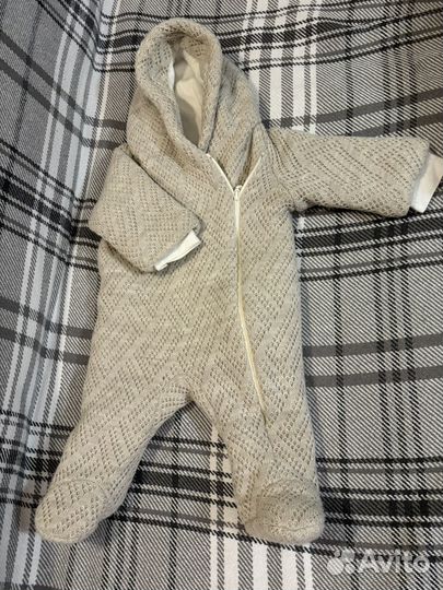 Вязаный комбинезон утепленный 68, на выписку