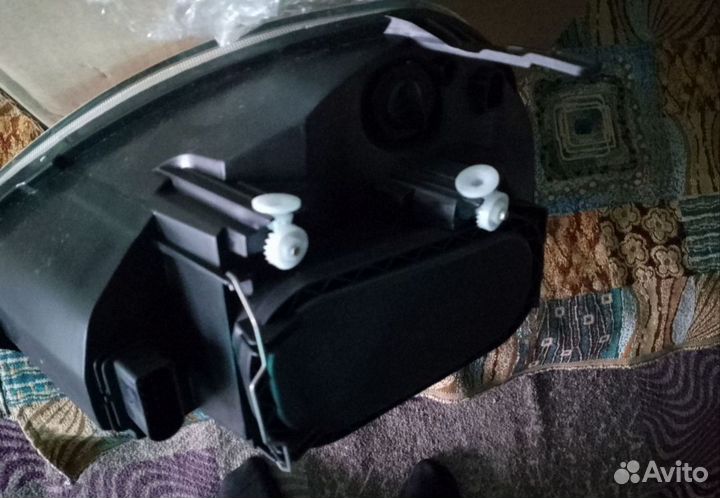 Правая фара приора