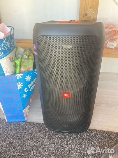 Jbl partybox 100