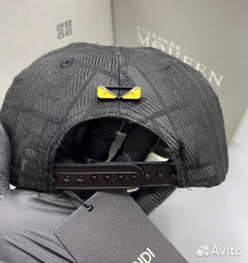 Кепка бейсболка fendi чёрная