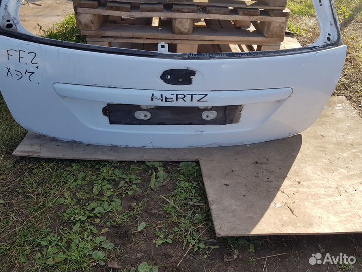 Крышка багажника Ford Focus 2 хэтчбек