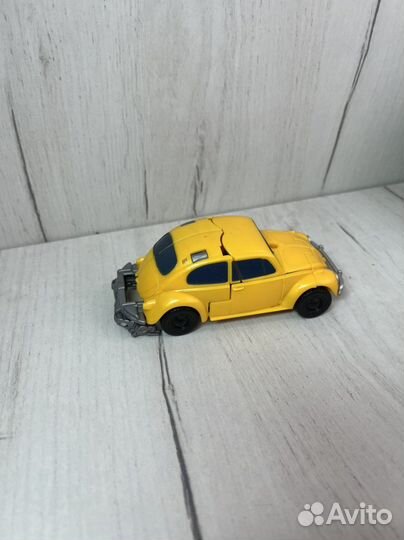 Машина трансформер бамблби