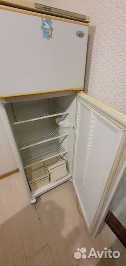 Холодильник на запчасти