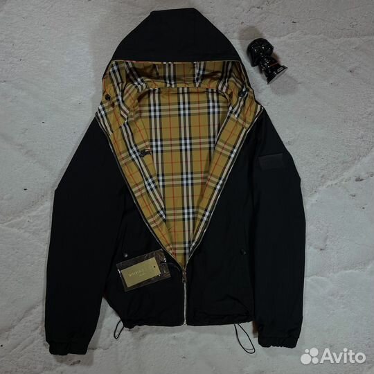 Ветровка Burberry двухсторонняя