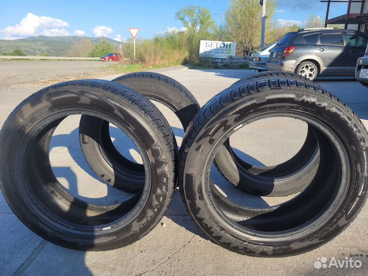 Triangle TR777 215/55 R17