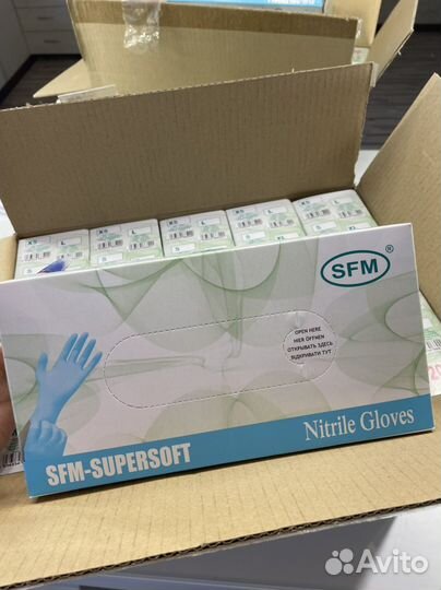 Перчатки нитриловые SFM размер M Германия