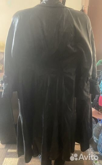 Кожаный плащ женский