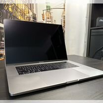 Macbook Pro 15, 256 гб (Core i7, 16 Гб) 2018 год