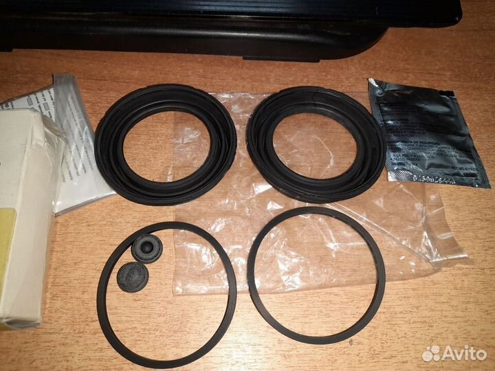 Mazda 6 Ремкомплект тормозного суппорта Новый