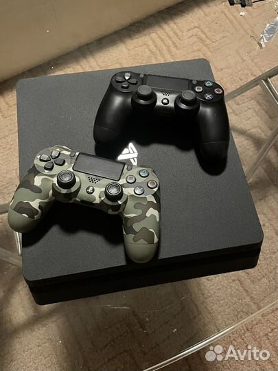 Sony playstation 4 slim