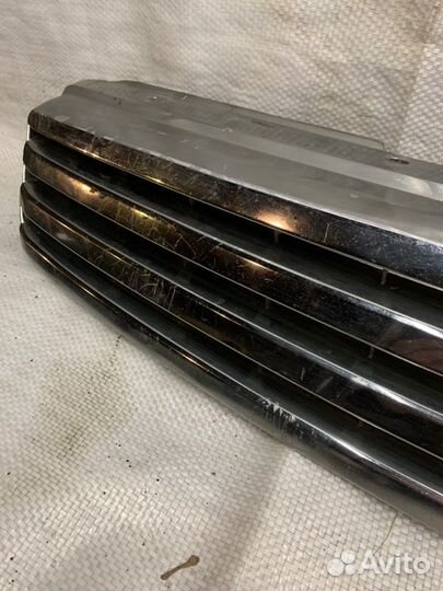 Решетка радиатора Nissan Skyline седан VQ25DD 2002