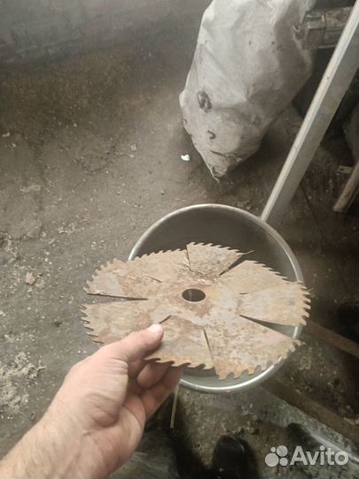 Измельчитель сена и соломы