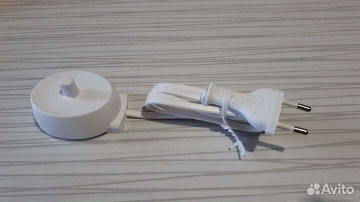 Зарядное устройство Braun электрической зубной щет