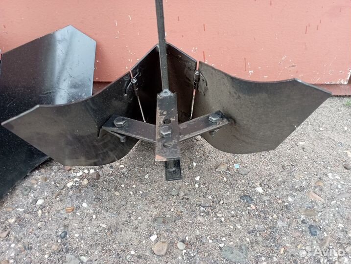 Окучник распашной для мотоблока