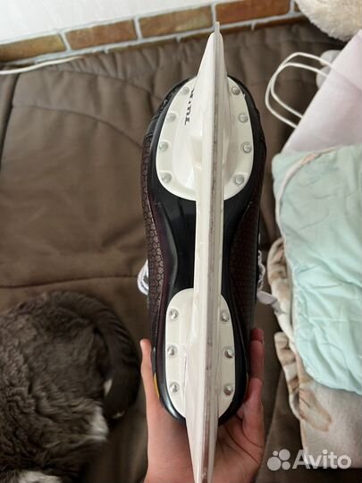 Хоккейные коньки bauer one.4