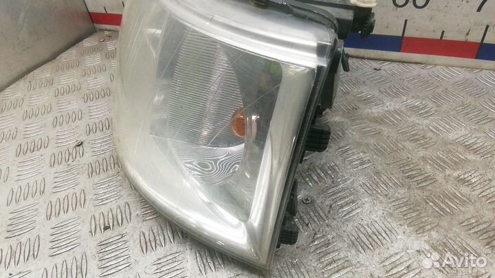 Фара Volkswagen Transporter T5 (2003-2014)