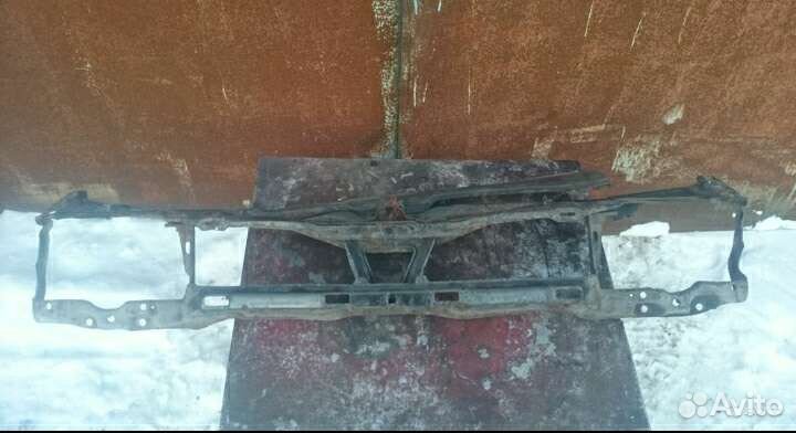 Передняя панель(телевизор) Фольксваген Пассат В4