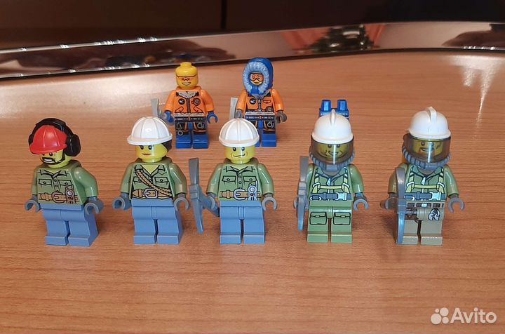 Lego минифигурки