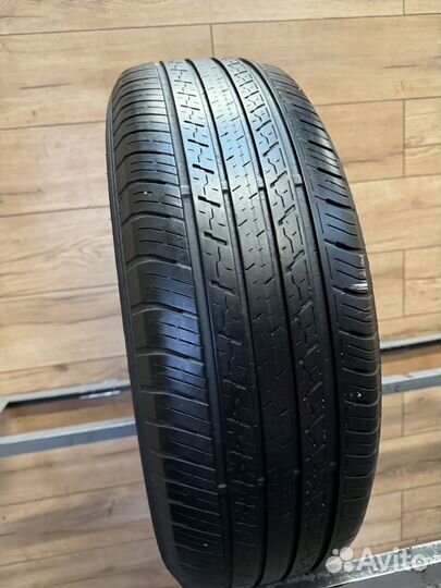 Dunlop Grandtrek ST30 225/65 R17 102H