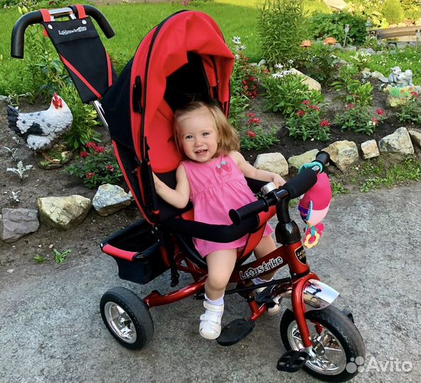 Детский трехколесный велосипед с ручкой