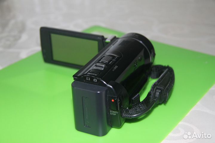 Видеокамера Sony Handycam HDR-CX210E
