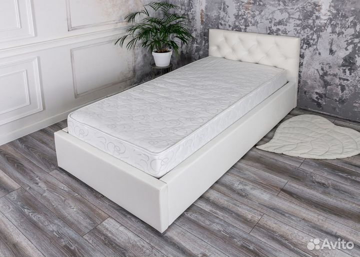 Кровать односпальная 90х200 с матрасом