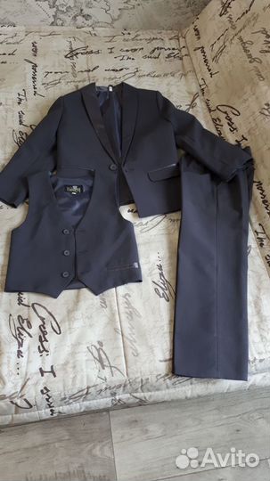 Костюмы на выпускнрй в д/с и в школу