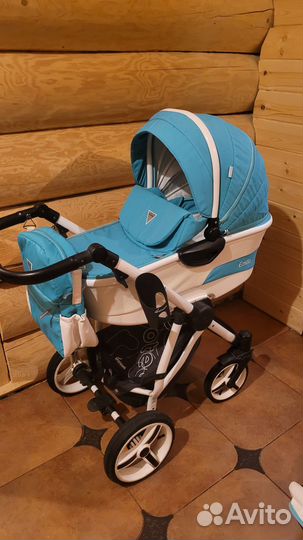 Коляска 2 в 1 Aroteam Emilio белая рама