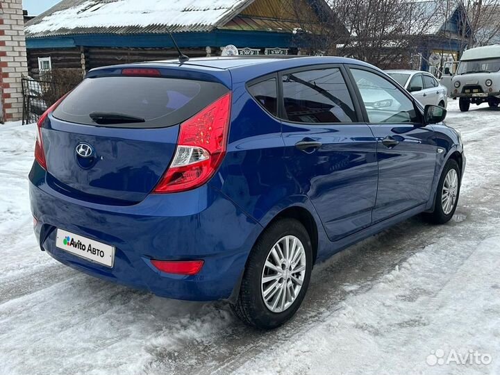 Hyundai Solaris 1.4 AT, 2012, 176 000 км