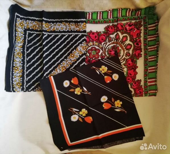 Новые с бирками платки(штапель) времен СССР