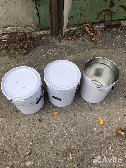 Ведро с крышкой 20л