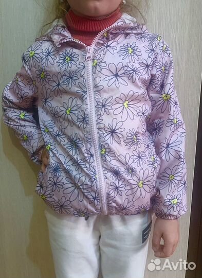 Курточка для девочки 5-6 лет