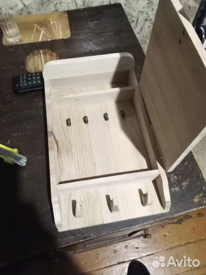 Деревянная ключница