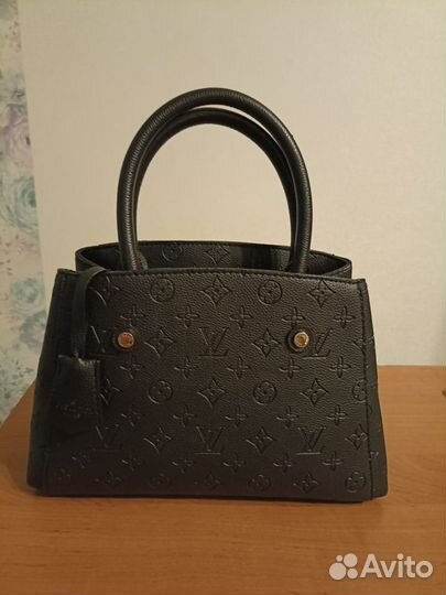 Продам сумку женскую