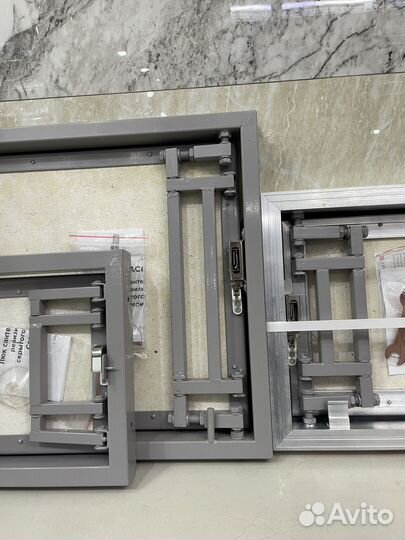 Люк AL-KR под плитку с нажимом